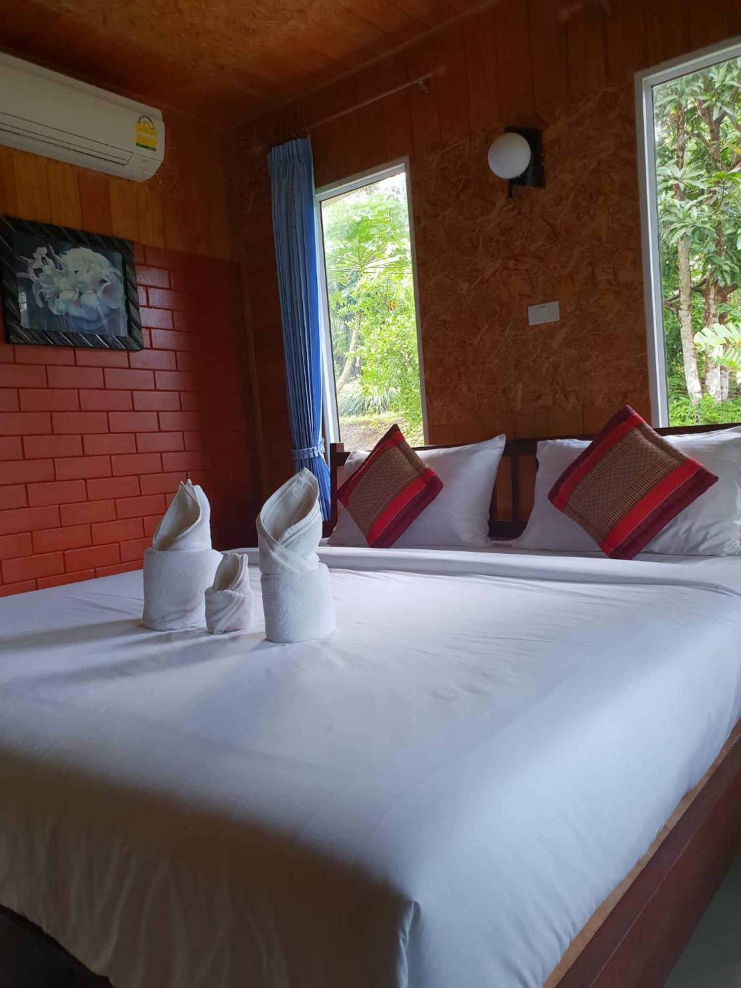 Ban Tha Khun Baan Suan Hill Resort מראה חיצוני תמונה
